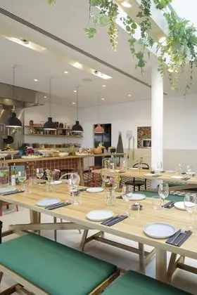Zoku Vienna - Yerinde Yemek