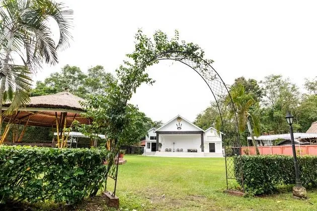 Zone Niathu Dimapur By The Park - Dış Mekan