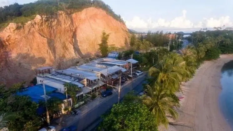 Zone6 Coworking Beach Apartment - Plaj