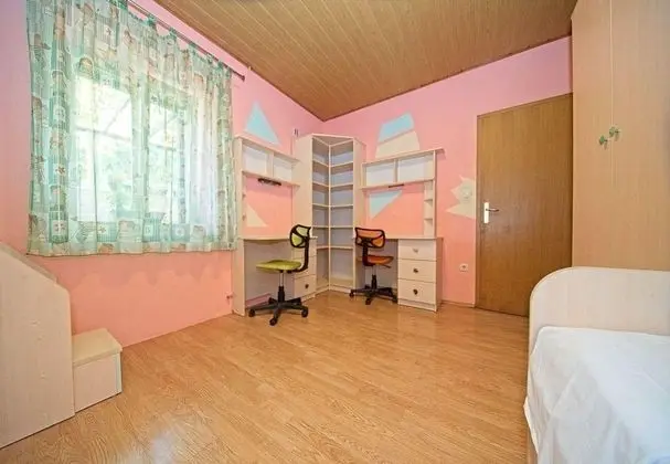 Zoran - 30 m From Beach - A1 - Oda
