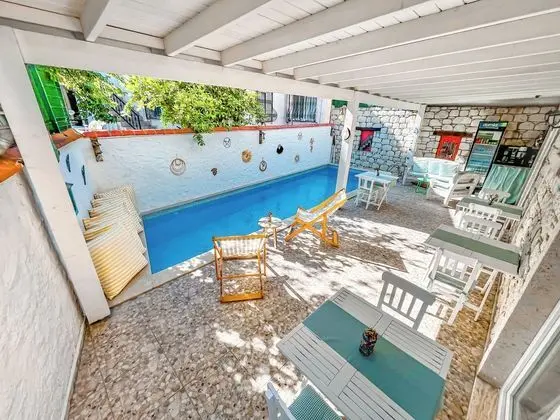 Zübeyde Hanım Otel Alaçatı - Açık Havuz