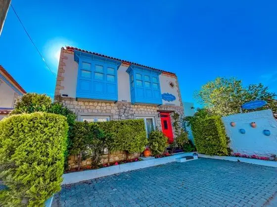 Zübeyde Hanım Otel Alaçatı