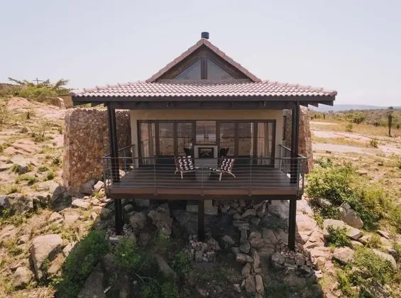 Zulu Rock Lodge - Babanango Game Reserve