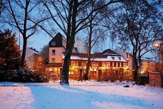 Zum Goldenen Ochsen, Hotel & Gasthaus am Schlossgarten - Dış Mekan
