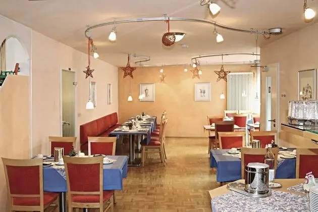 Hotel Zum Hirsch Wörth am Rhein - Kahvaltı