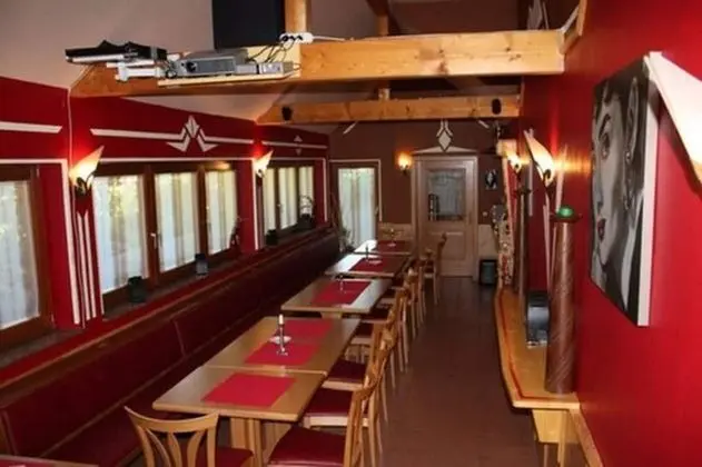 Hotel Zum Ochsen - İç Mekan