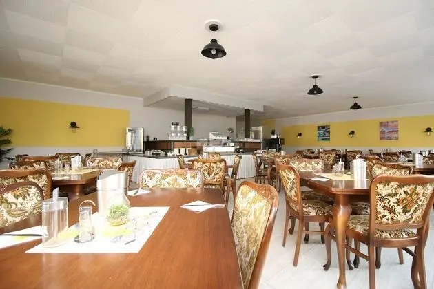 Hotel zum Ochsen - Yerinde Yemek