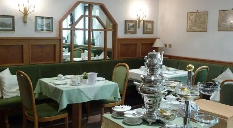 Hotel zum Schiff - Genel
