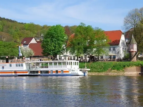 Hotel Zum Weserdampfschiff - 1