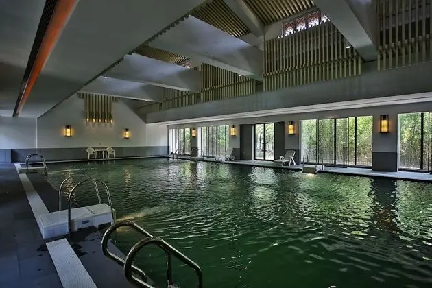 ZuoYouKe Qinling West Brigade Hotel - Havuz