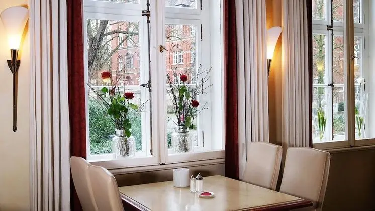 Hotel zur Fürstabtei - Yerinde Yemek