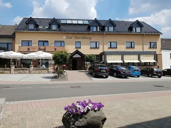 Zur Neroburg - 1