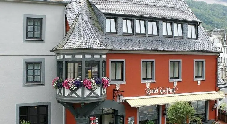 Hotel Zur Post - 1