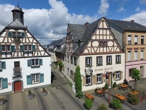 Hotel zur Schloß-Schenke