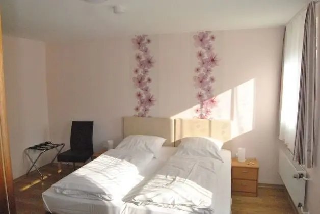 Hotel Zur Sonne - Oda