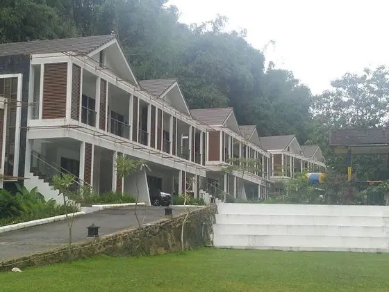 Zuri Resort Cipanas - CHSE Certified - Dış Mekan