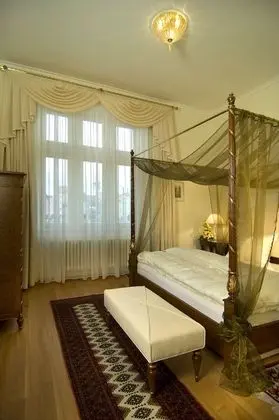 Zvon Design Suites - Oda