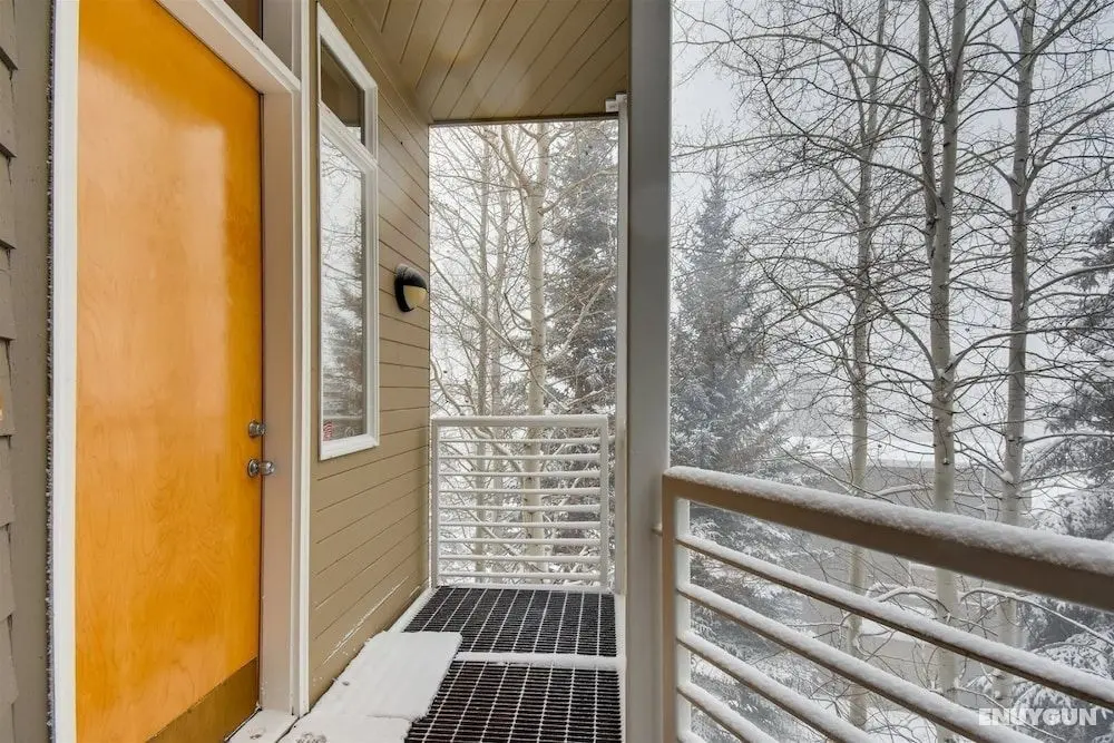 1-1220 Lionsridge Loop 3B - Oda Düzeni
