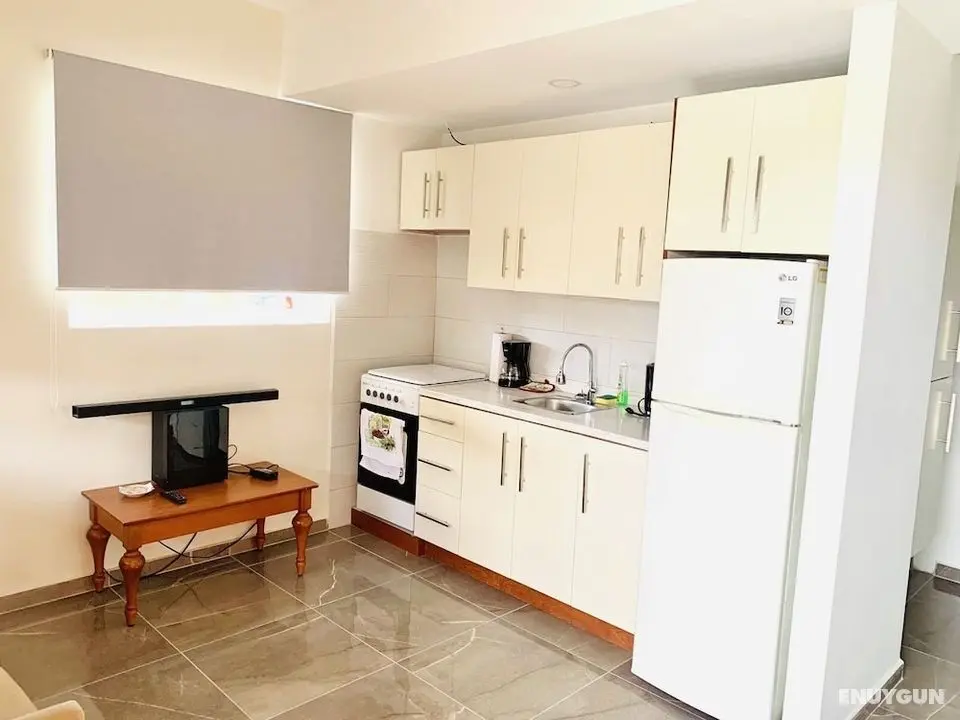 1-bed Self Contained Apartment in Noord With Pool - Öne Çıkan Resim