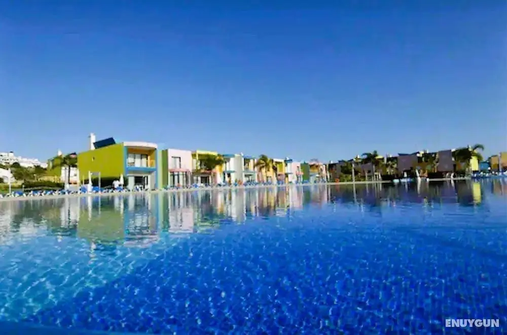 1 Bedroom Flat in Albufeira Marina - Öne Çıkan Resim