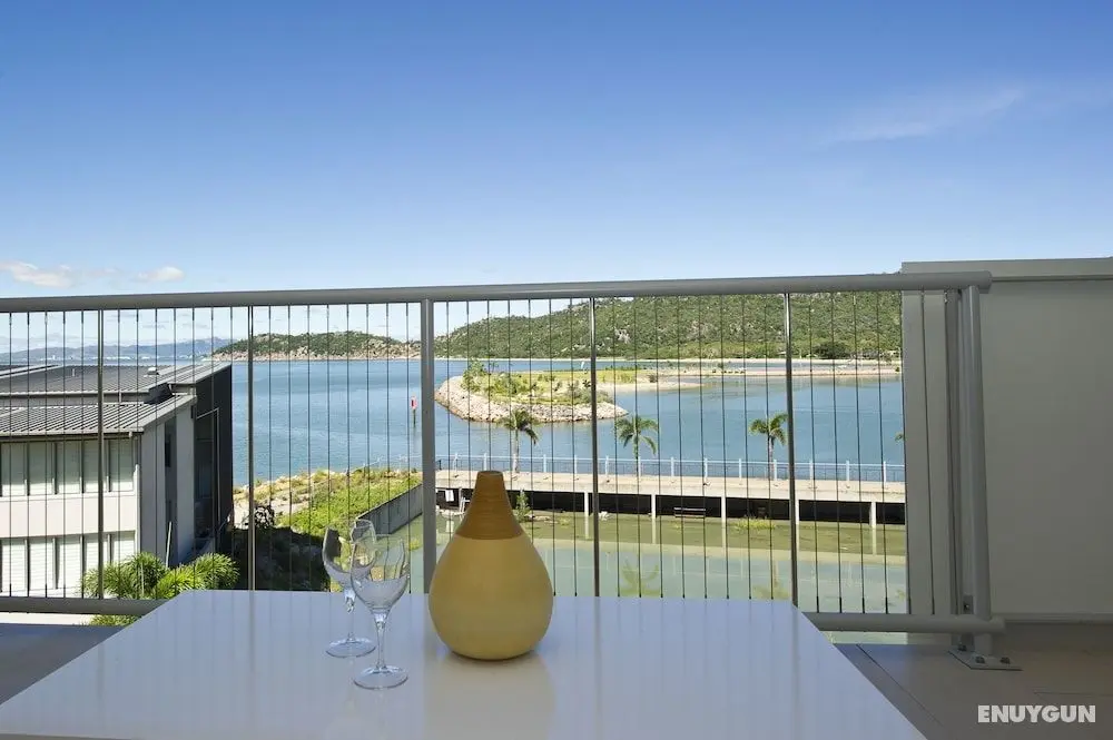1 Bright Point Apartment 1402 - Oda Düzeni