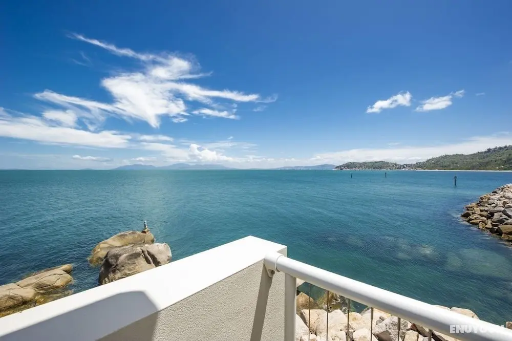 1 Bright Point Apartment 4202 - Öne Çıkan Resim