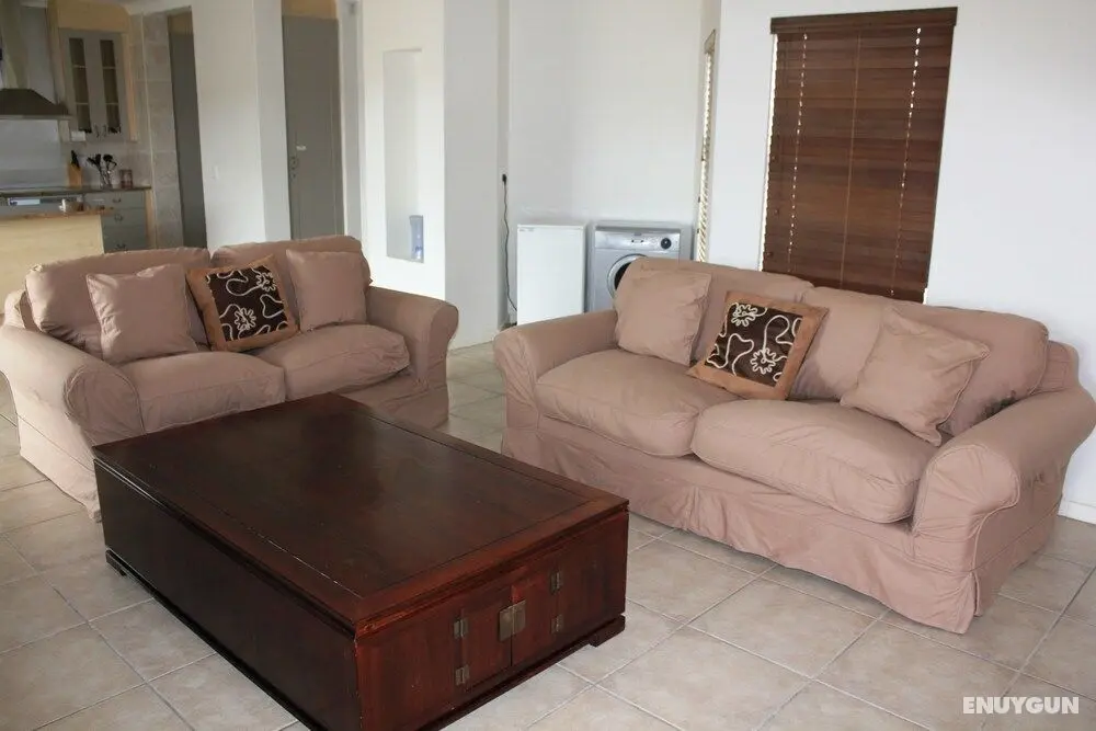 10 Mulligan Self catering - Öne Çıkan Resim