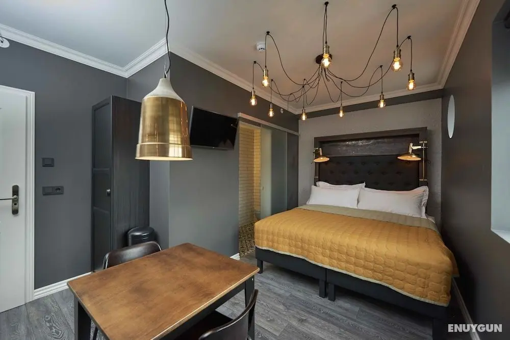 105 - A Townhouse Hotel - Öne Çıkan Resim
