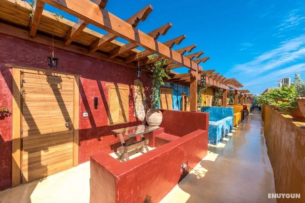 10GR Boutique Hotel and Wine Bar - Oda Düzeni