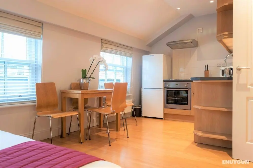 12 London Street Apartments - Öne Çıkan Resim