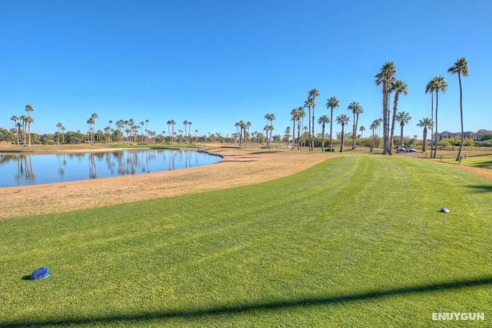 12 Room Scottsdale Golf Tennis Lake Resort Villa - Oda