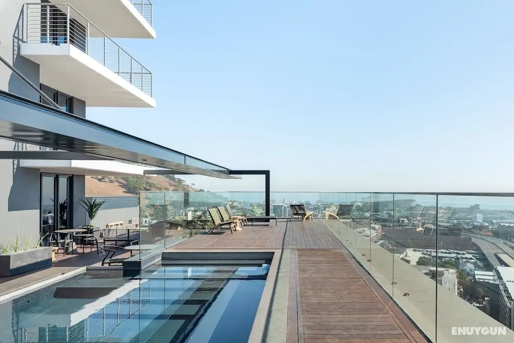 16 on Bree Luxury Apartments - Öne Çıkan Resim