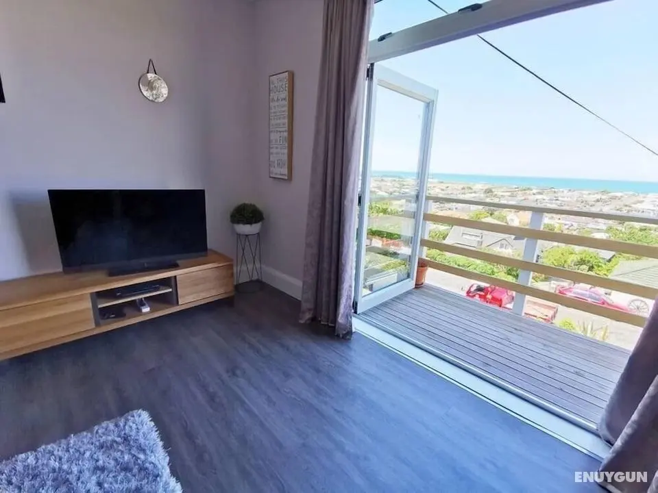 180 Degrees sea view house - Öne Çıkan Resim