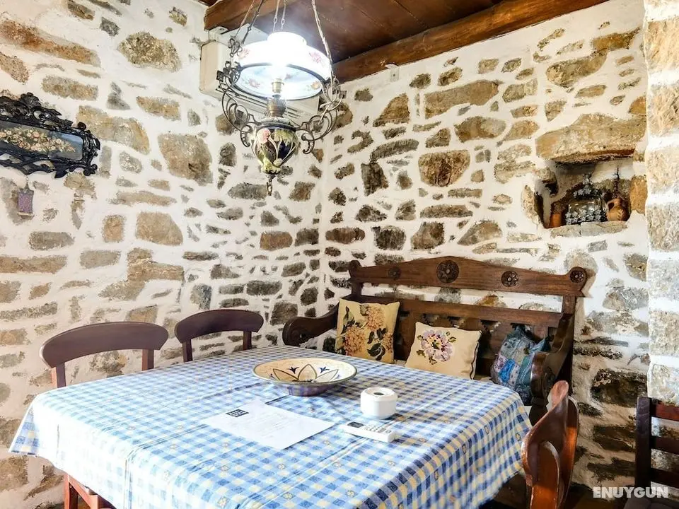 18th Century Holiday Home in Crete With Terrace - Öne Çıkan Resim