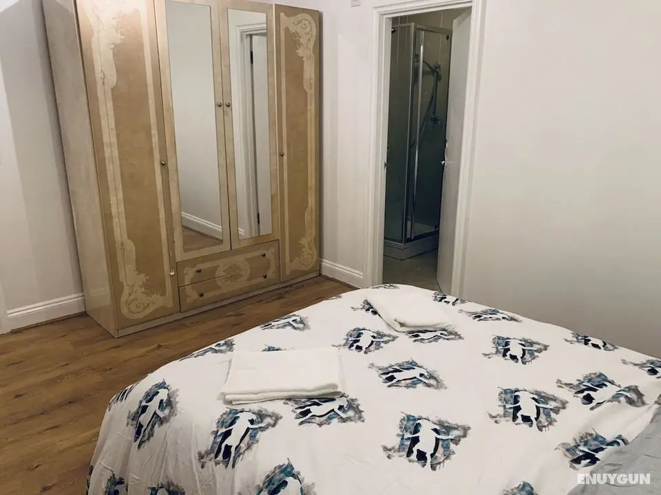 2-bed Apartment - Öne Çıkan Resim