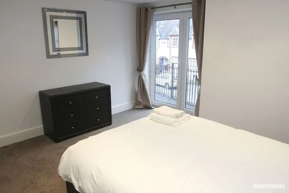 2 Bed Apt in Chorleywood Near Station - Öne Çıkan Resim