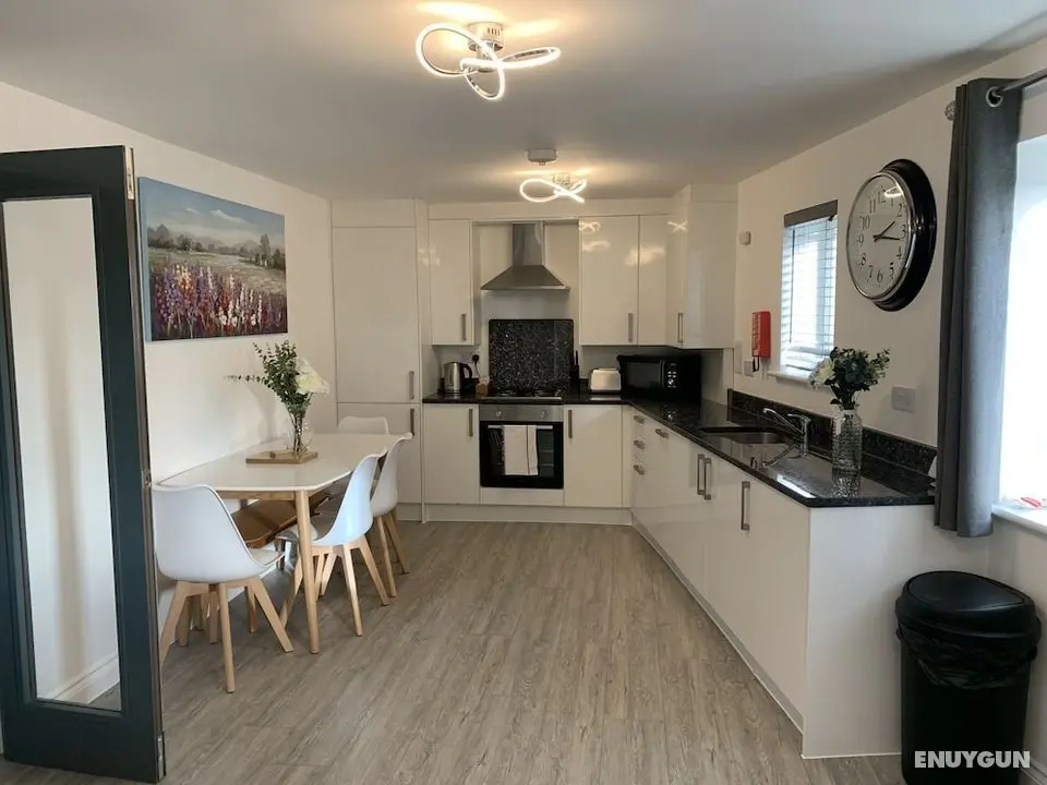 2 Bed- Harmony Court Luxury 2 bed Apartment - Öne Çıkan Resim