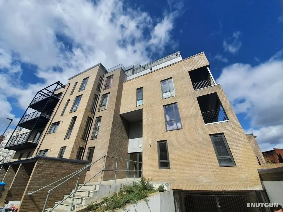 2 Bed Hollywood Movie Themed Apt - Dış Mekan