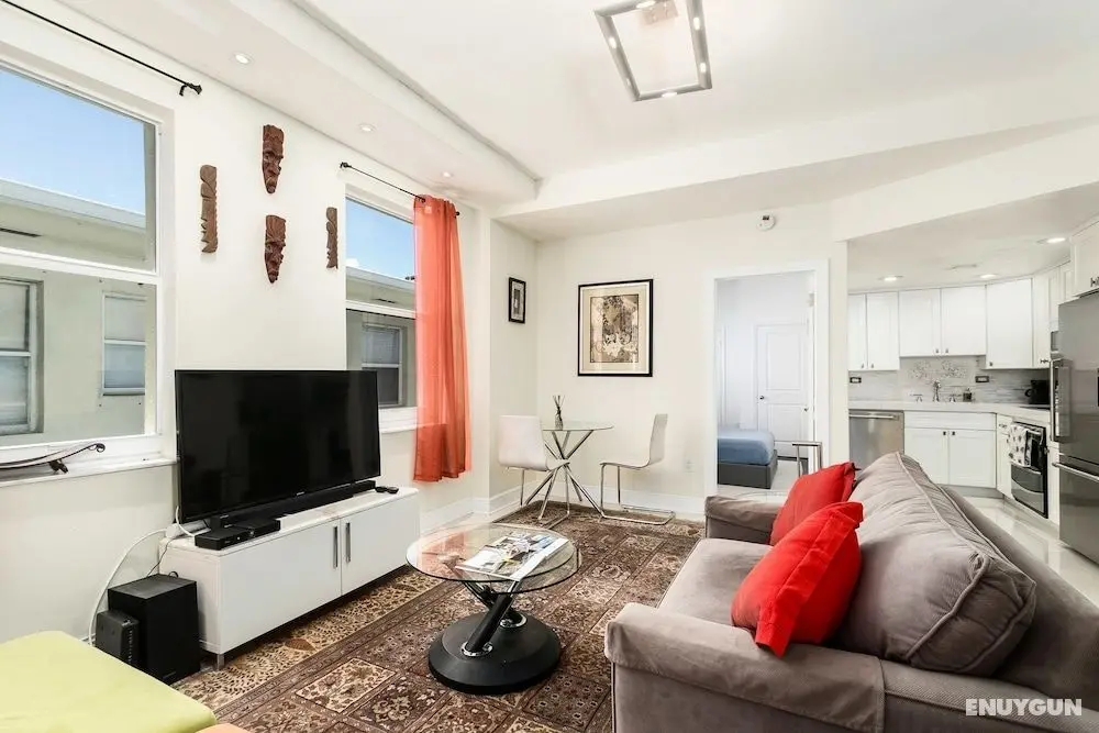 2 bedroom 2 bath apt in South Beach - Öne Çıkan Resim