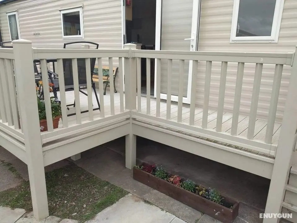 2 Bedroom 6 Berth Caravan With Decking - Oda Düzeni