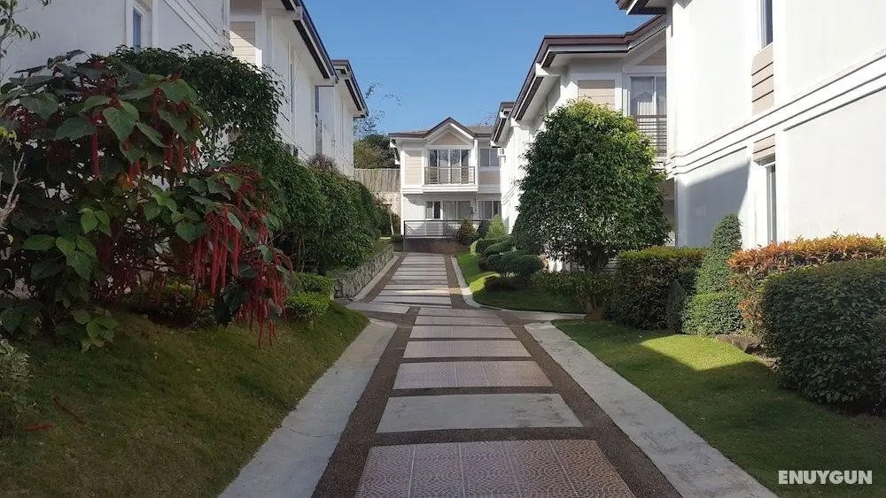 2 Bedroom Villa by AP at Tagaytay Hampton Villa - Öne Çıkan Resim