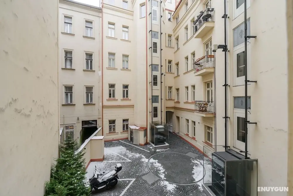 2-bedrooms apartment in center of Prague - Oda Manzaraları