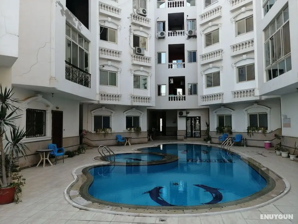 2 Bedrooms at Heart of Hurghada - Havuz