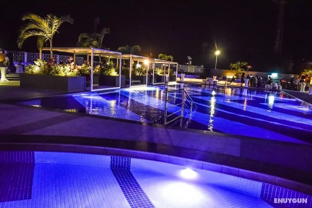 Hotel 2 Février Lomé Appartement - Havuz