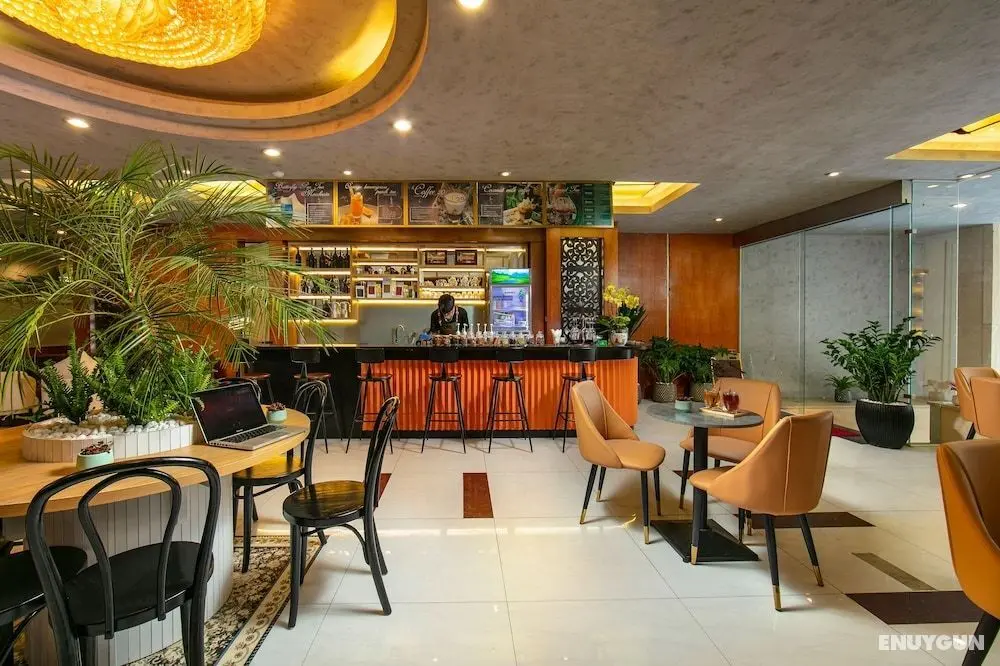 20 Hotel and Apartment - Lobi
