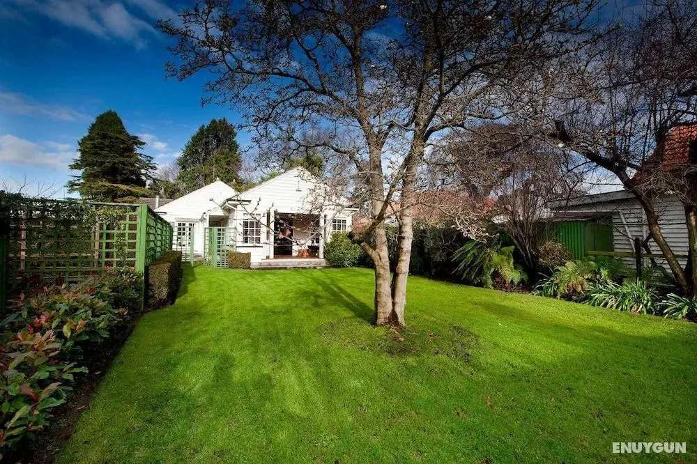 200 Riccarton Holiday House - Dış Mekan