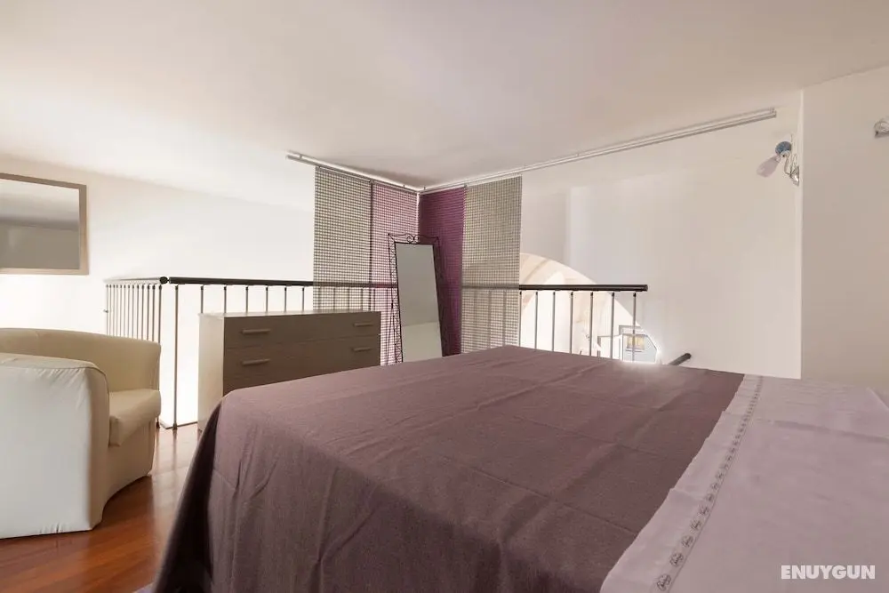 2094 La Dolce Vita Suite - Oda