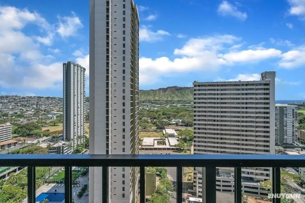 23rd Floor Waikiki Banyan Condo - Only One Block From Beach! by Redawning - Konum Öne Çıkanlar