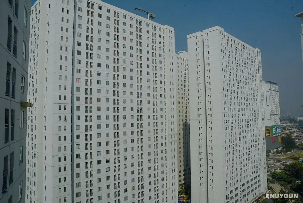 2BR Bassura City Apartment Pool View near Bassura Mall - Dış Mekan