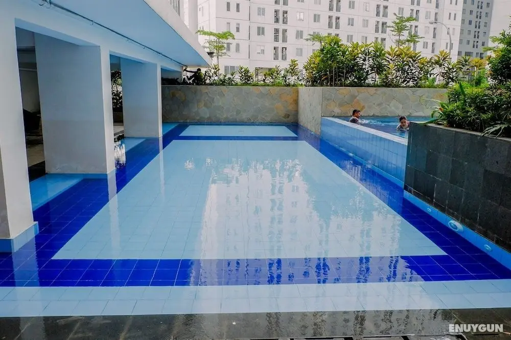 2BR Bassura City Apartment Pool View near Bassura Mall - Öne Çıkan Resim